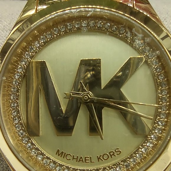 NWOT .🌷 Michael Kors Mini Slim Runway Watch - NEW Battery - Picture 8 of 8